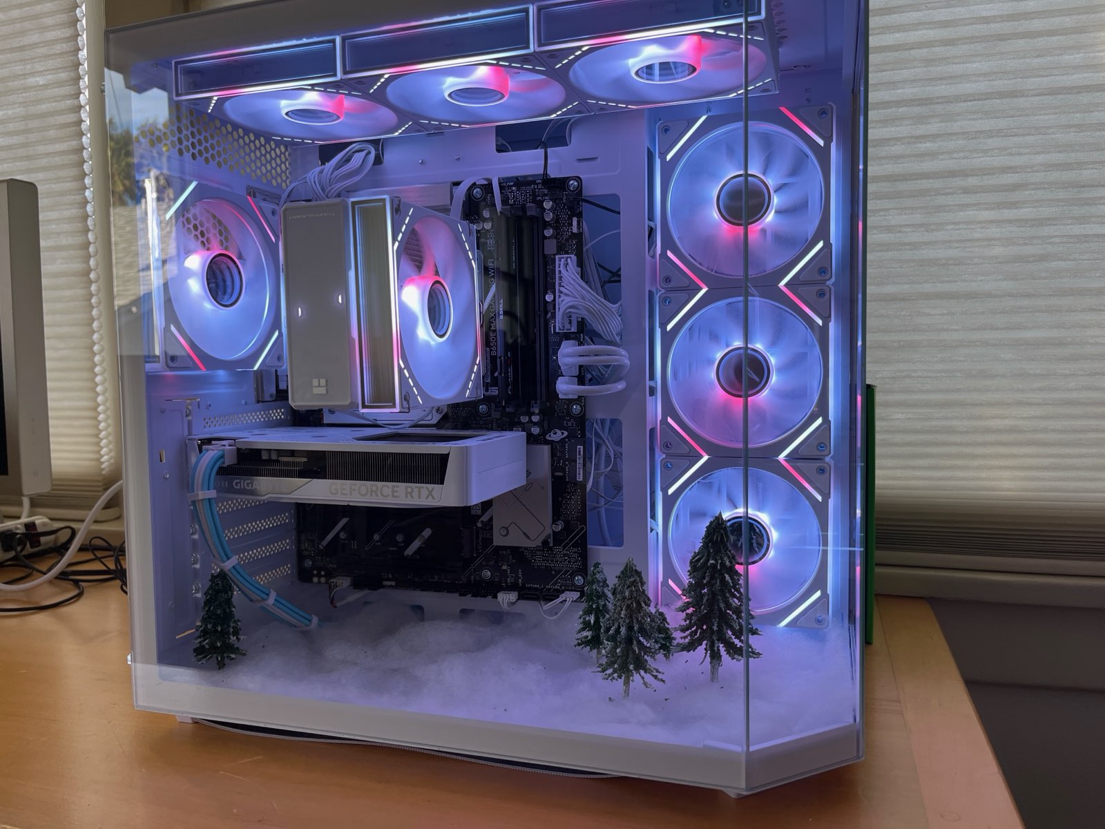 Custom snow forest themed build